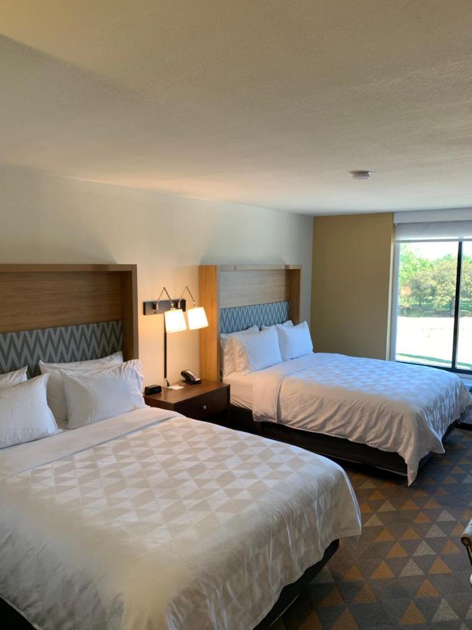 Holiday Inn Baton Rouge-South By Ihg Bagian luar foto