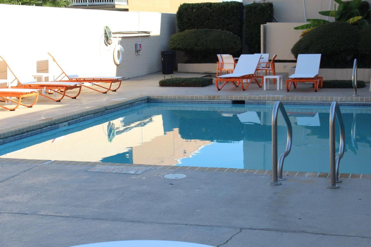Holiday Inn Baton Rouge-South By Ihg Bagian luar foto